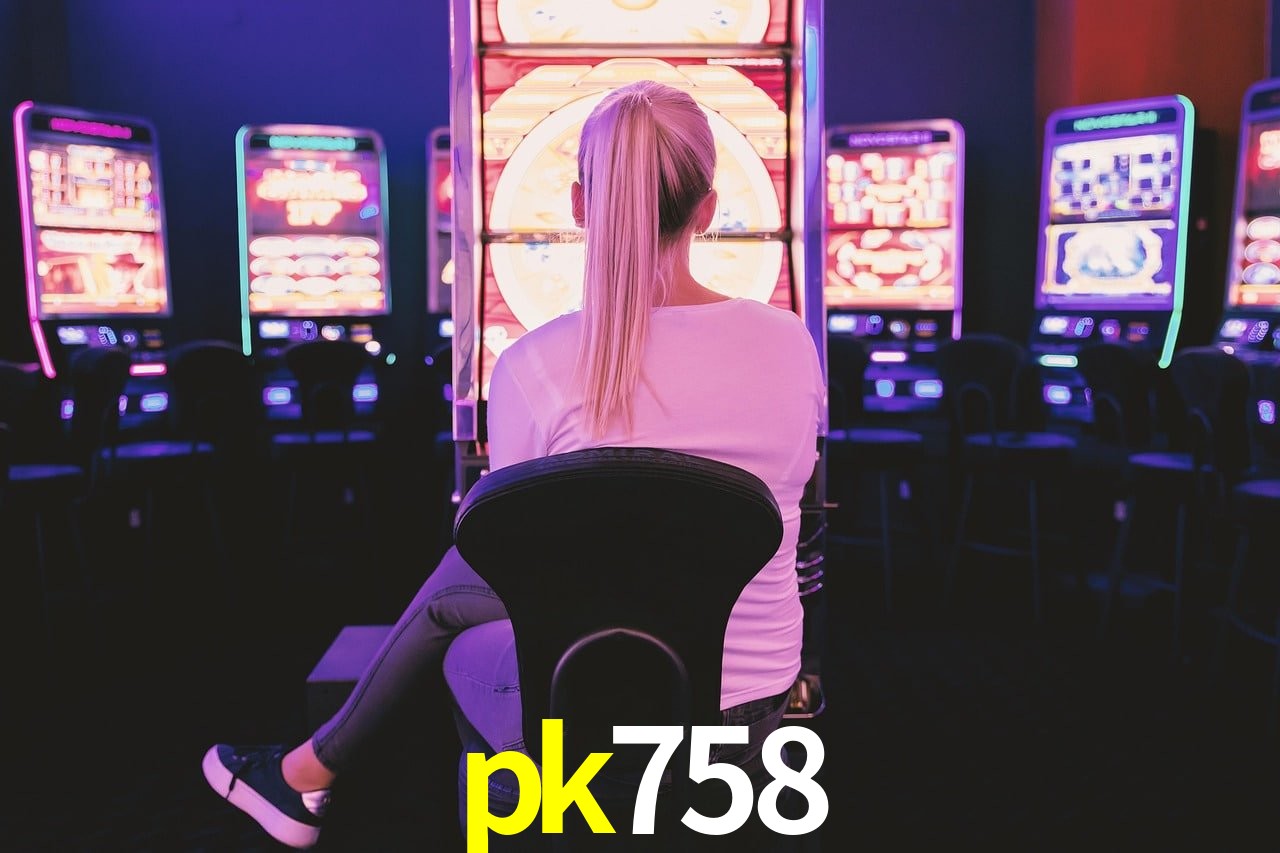 Bonus Features pk758